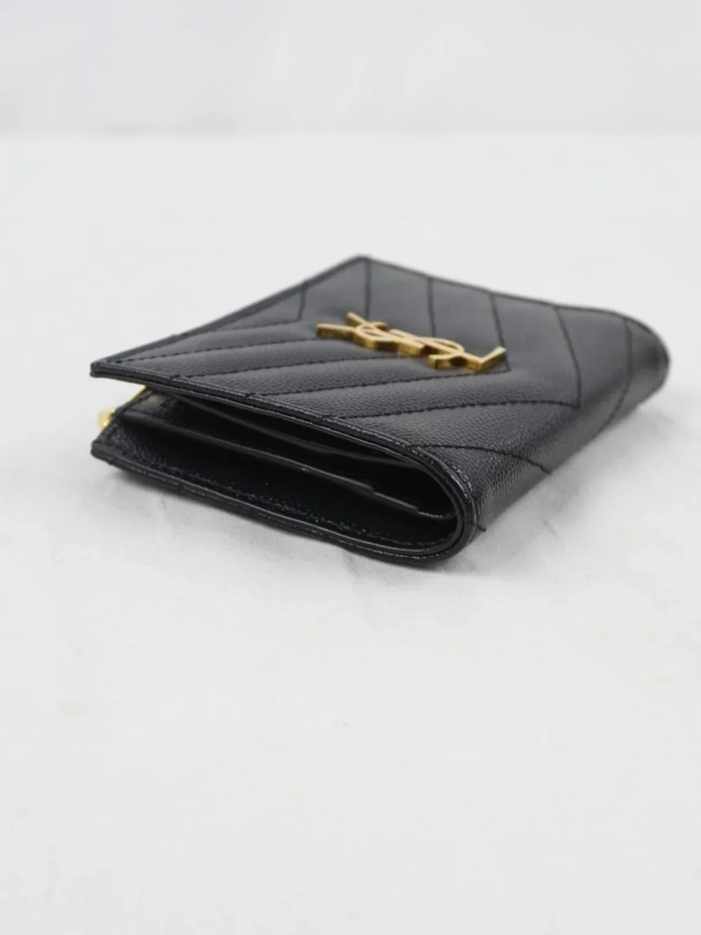 Saint Laurent Cassandre Matelasse Bi-Fold Wallet In Grain Black Leather - NWT - Picture 4 of 11